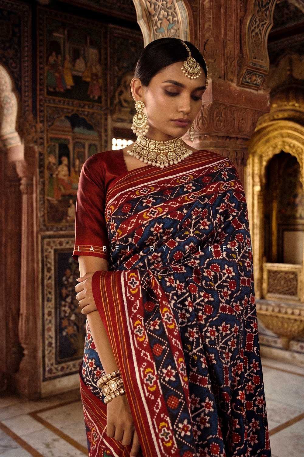 Natural Dye Tri Phool Design Double Ikkat Patola Saree_2