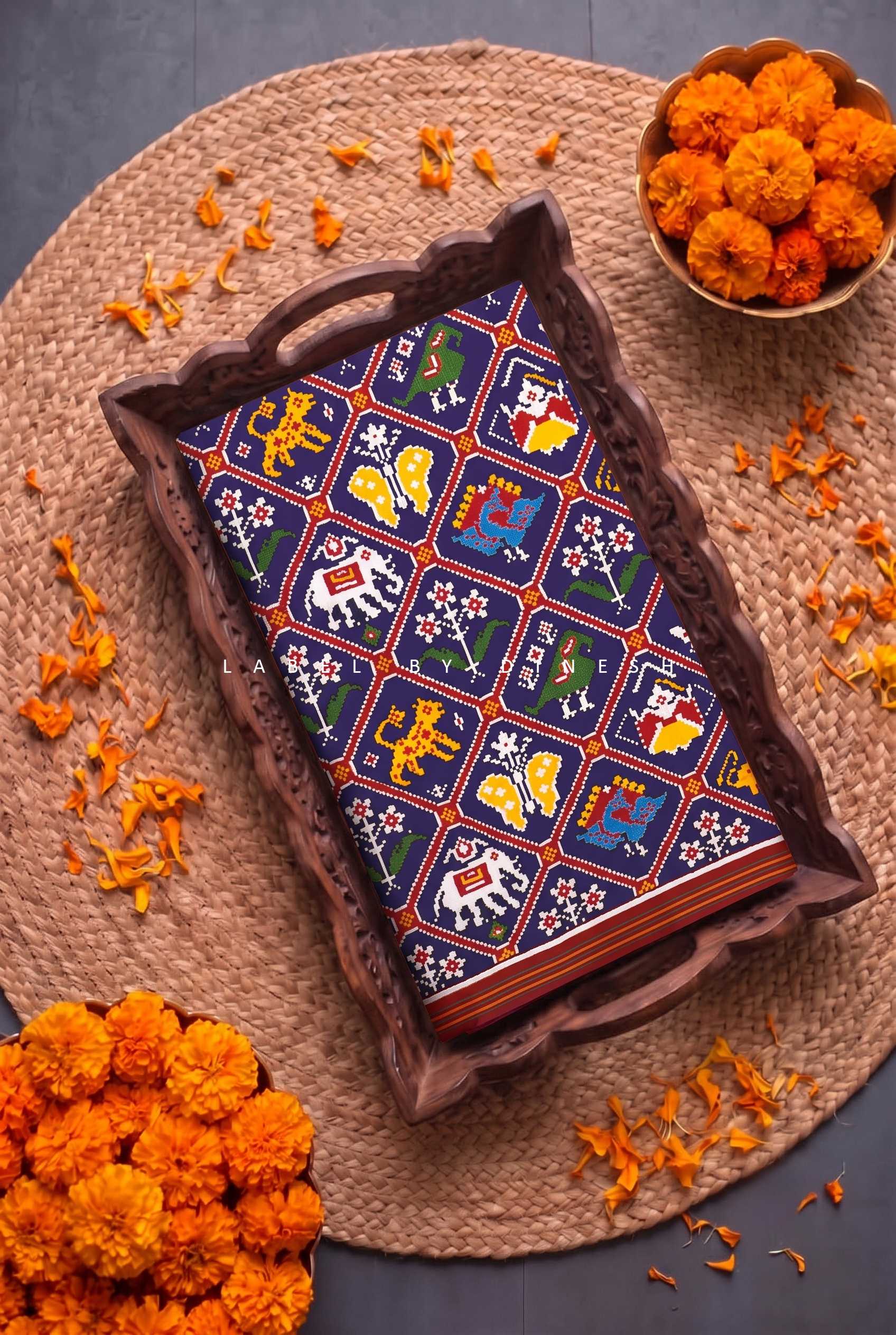 Designer 9 Figures Patola Saree_1