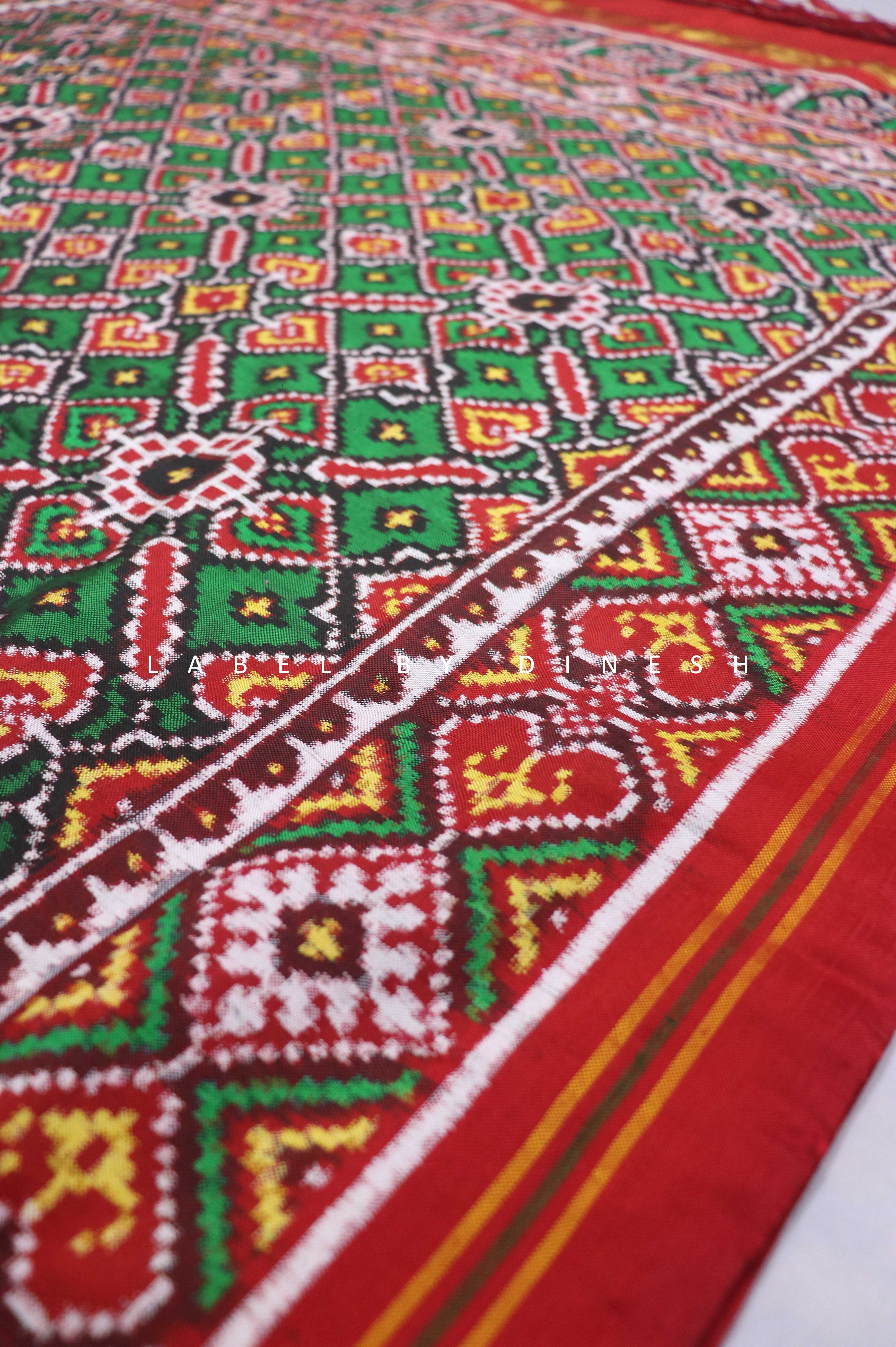 Green Red Manek Chowk Double Ikkat Patola Saree_1