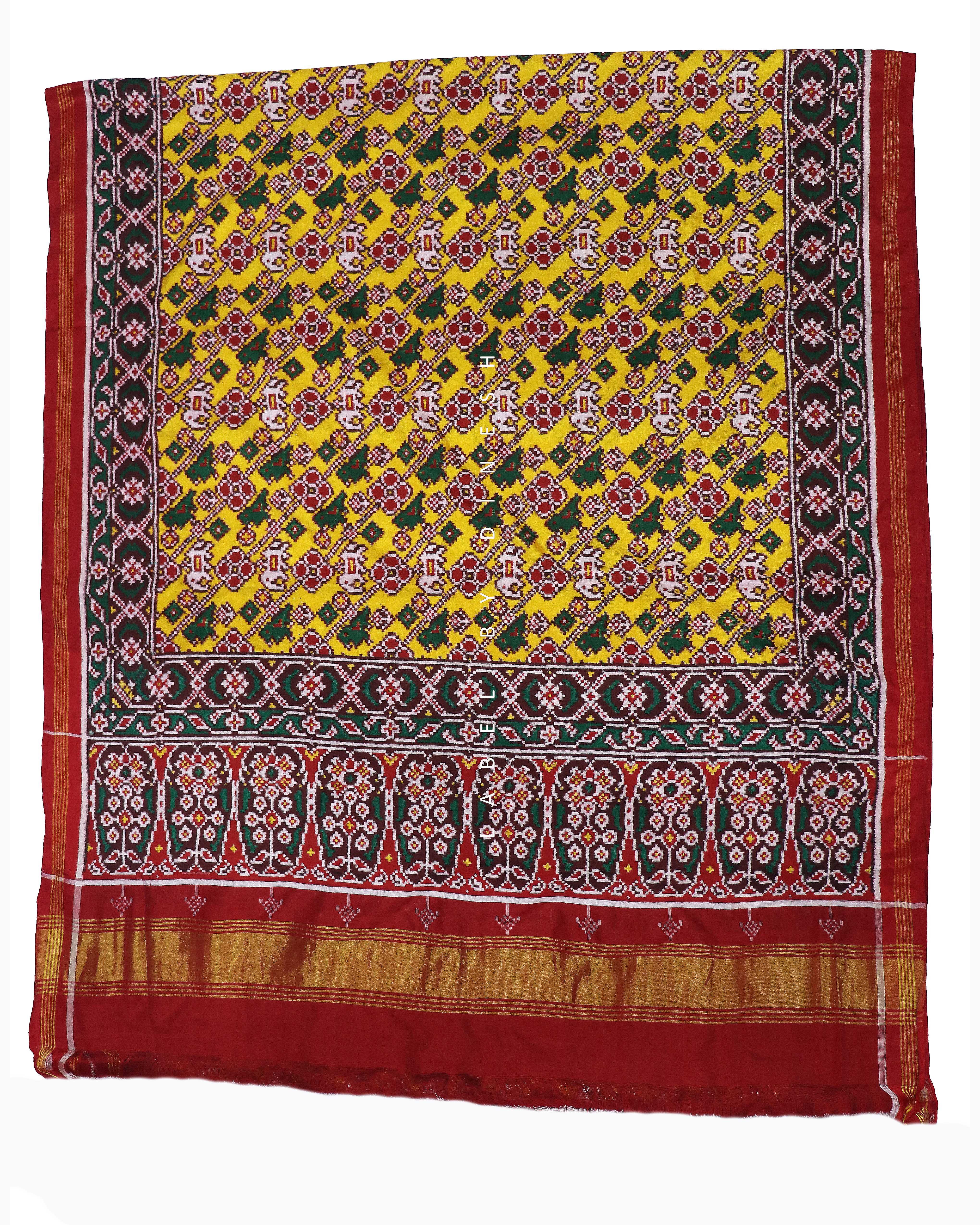 Mustard Yellow Small Figures In Lahariya Patola Saree_1